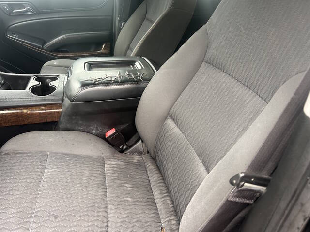 2016 Chevrolet Suburban LS