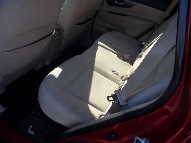 2016 Nissan Rogue SV