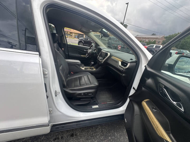 2017 GMC Acadia Denali