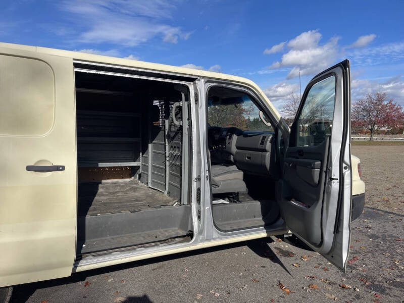 2015 Nissan NV 1500 S