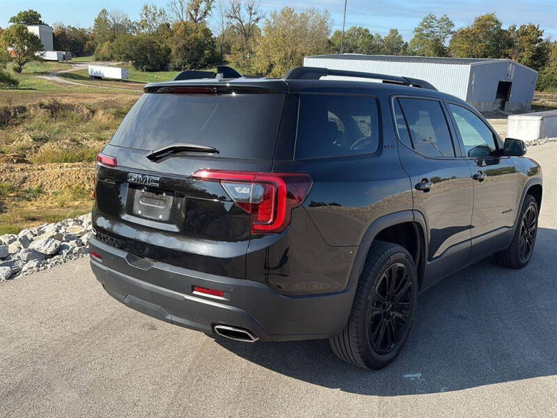 2023 GMC Acadia SLE