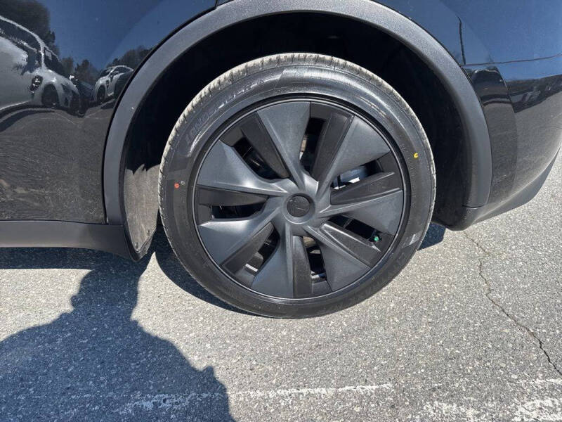 2025 Tesla Model Y Long Range