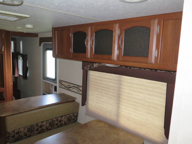 2013 Forest River Coachmen Freedom