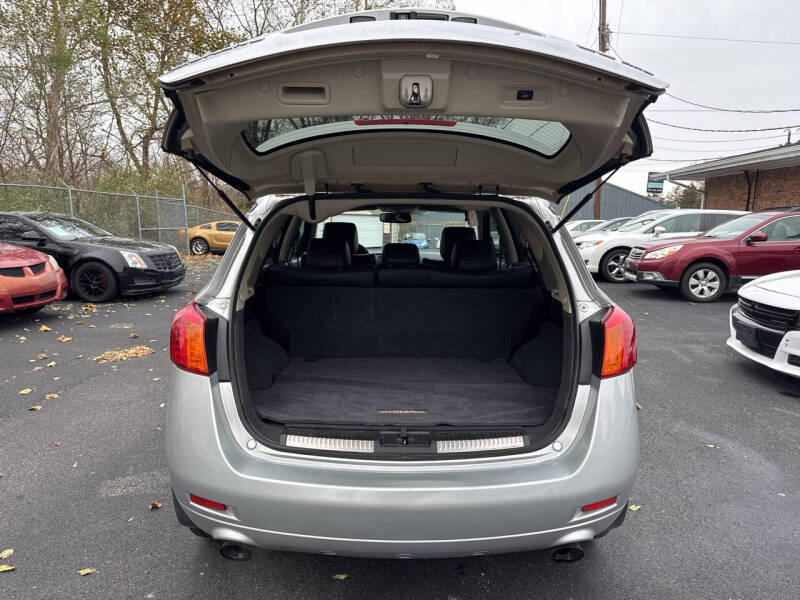 2010 Nissan Murano LE photo 64