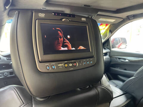 2016 Cadillac Escalade Platinum