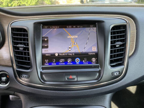 2015 Chrysler 200 C