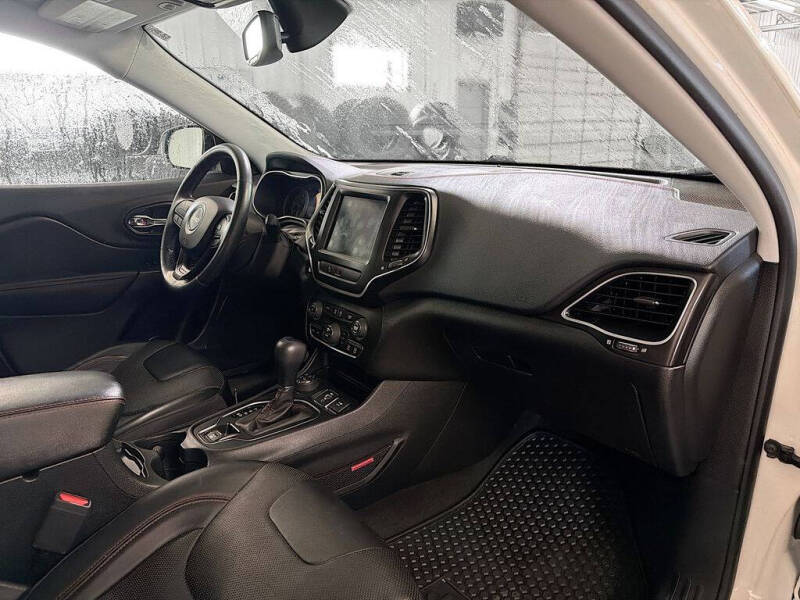 2019 Jeep Cherokee Trailhawk