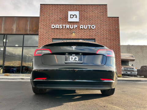 2020 Tesla Model 3 Standard Range Plus