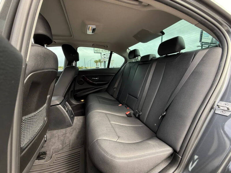 2018 BMW 3 Series 320i