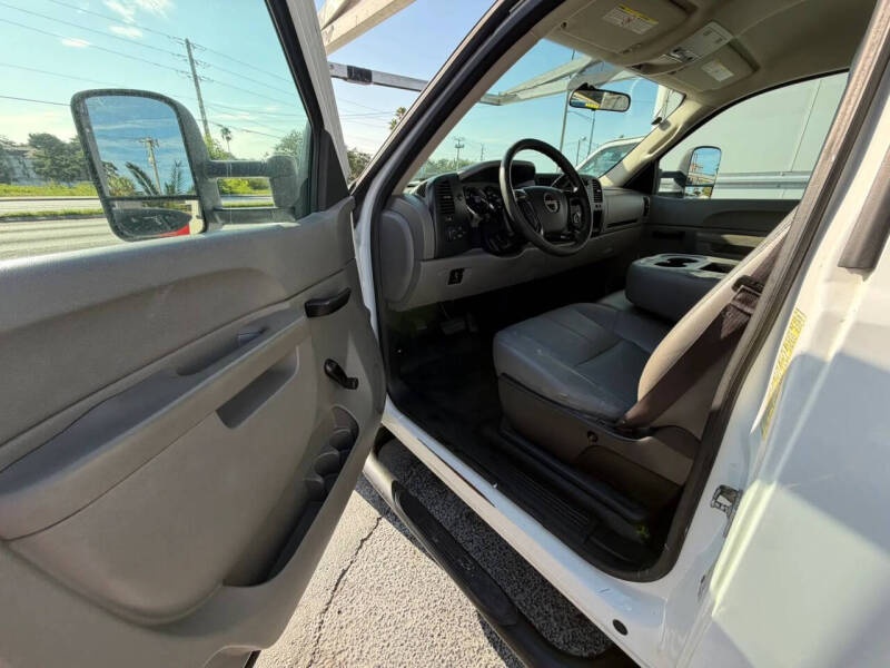 2013 GMC Sierra 2500HD Work Truck