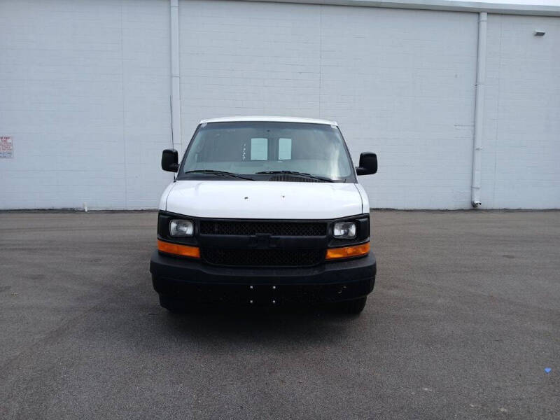 2017 Chevrolet Express 2500
