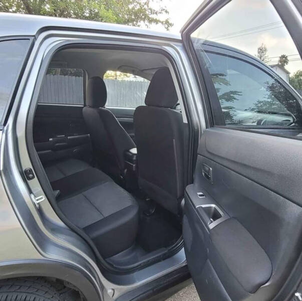 2021 Mitsubishi Outlander Sport SE