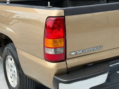 1999 Chevrolet Silverado 1500 LS