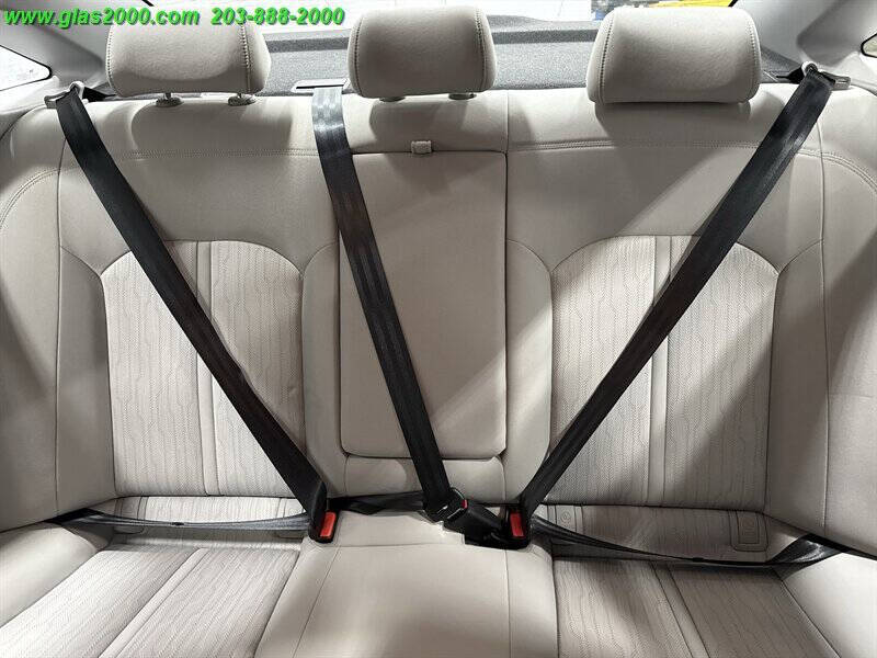 2016 Hyundai Sonata Hybrid SE