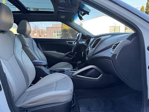 2013 Hyundai Veloster