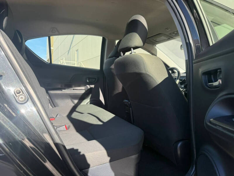 2018 Toyota Prius c