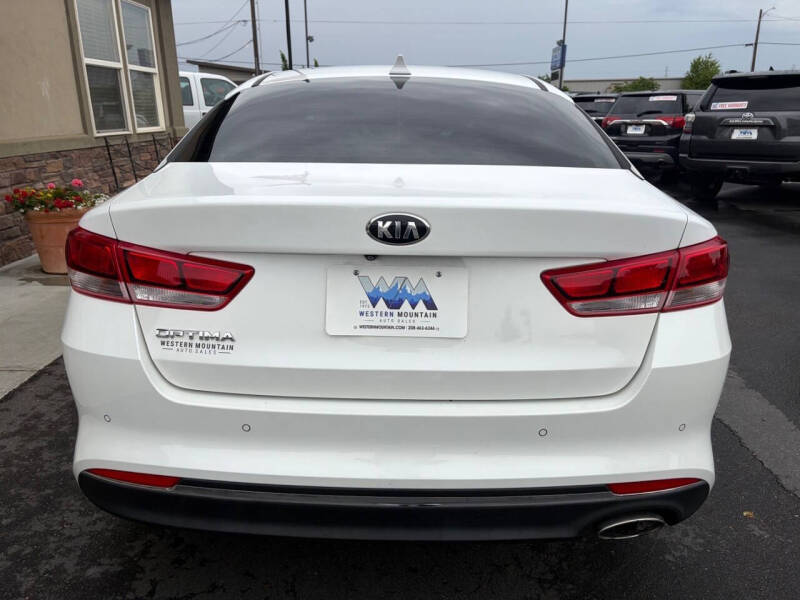 2018 Kia Optima LX