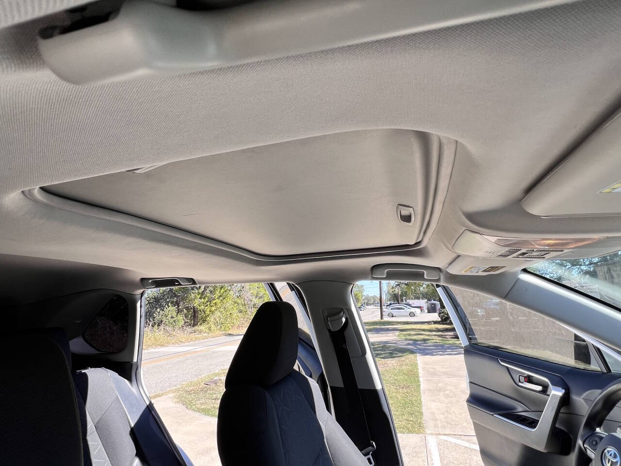 Used Car 2019 Toyota Rav4  Xle 4dr Suv For Sale Under $20,000 In Austin, Texas