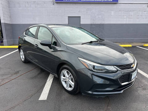 2017 Chevrolet Cruze LT Auto