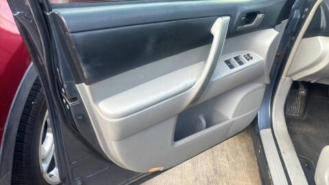 2013 Toyota Highlander Plus