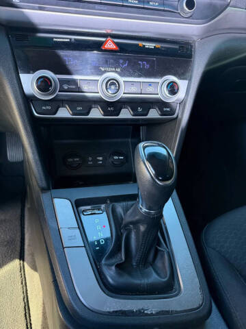 2020 Hyundai Elantra