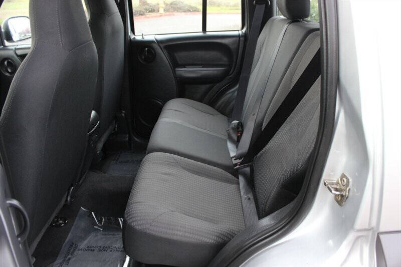 2004 Jeep Liberty Sport