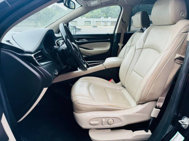 2018 Buick Enclave Essence
