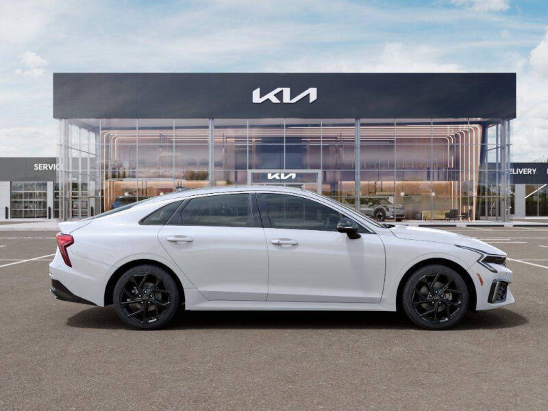 2026 Kia K5