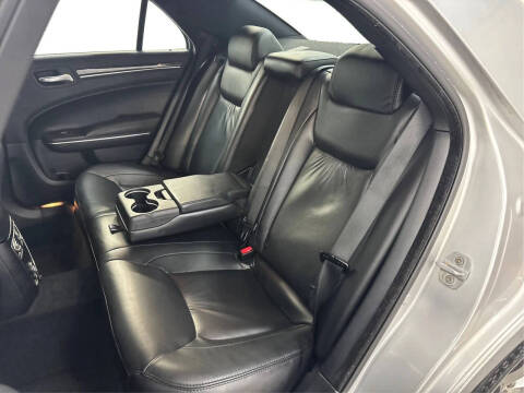 2011 Chrysler 300 Limited