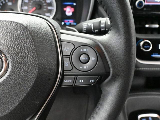 2022 Toyota Corolla Hatchback SE