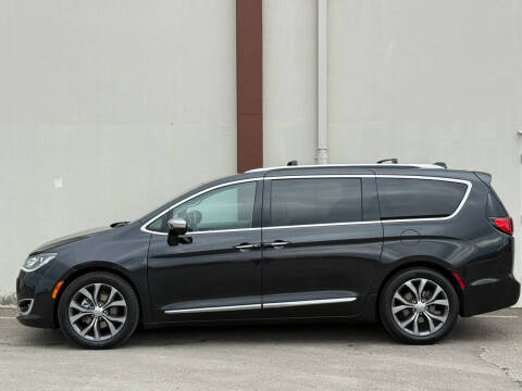 2018 Chrysler Pacifica Limited
