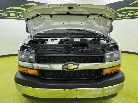 2022 Chevrolet Express 2500