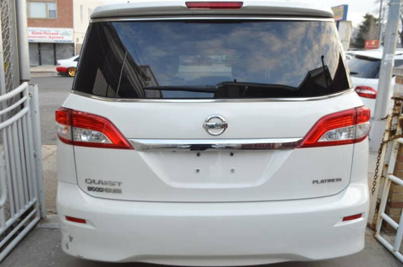 2015 Nissan Quest