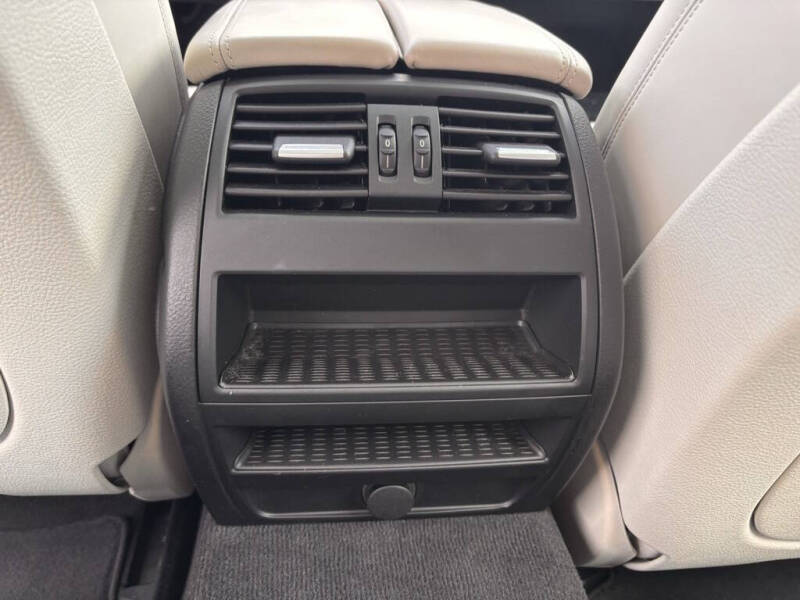 2014 BMW 5 Series 528i