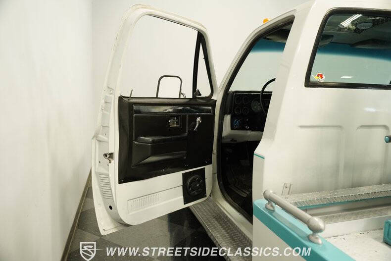 1973 Chevrolet C/K 30 Series