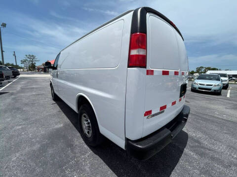 2021 Chevrolet Express 2500