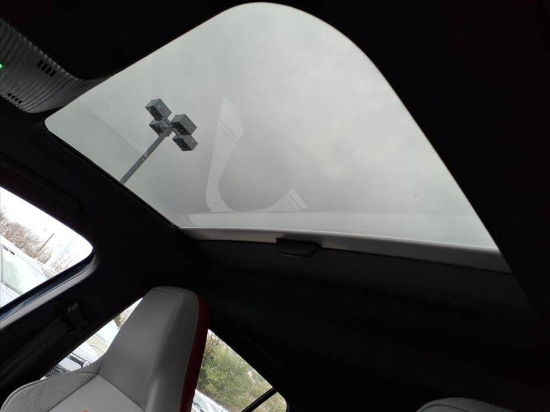 2025 Volkswagen Golf GTI SE