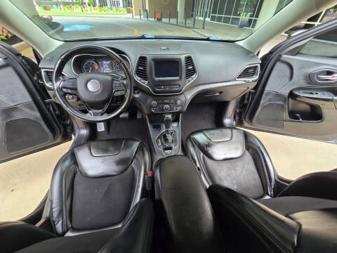 2019 Jeep Cherokee Altitude