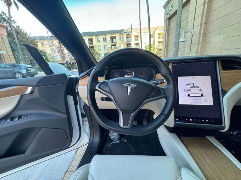 2019 Tesla Model X Long Range