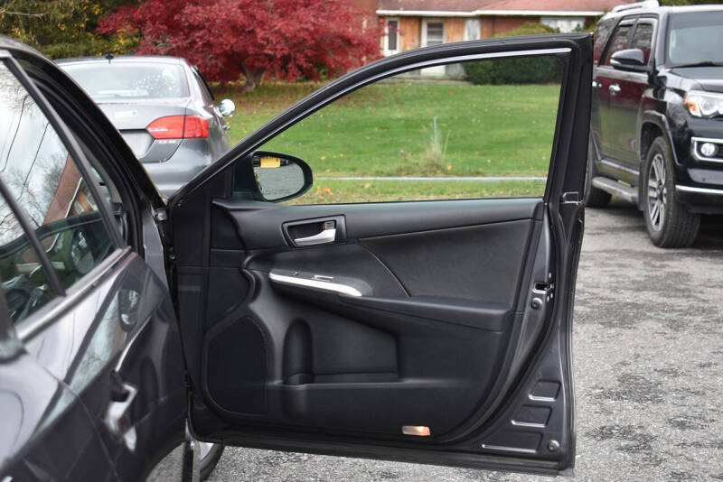 2014 Toyota Camry SE