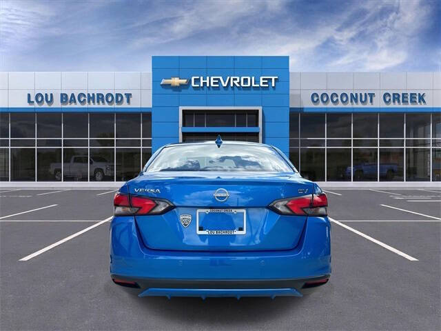 2023 Nissan Versa SV