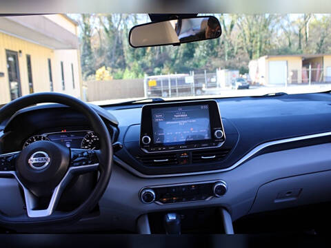 2021 Nissan Altima 2.5 SV