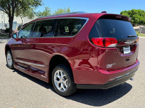 2018 Chrysler Pacifica Touring L
