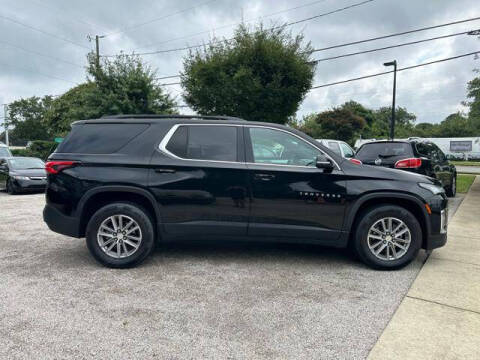 2022 Chevrolet Traverse LT Cloth