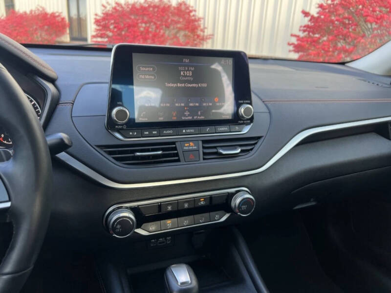 2020 Nissan Altima 2.5 SR