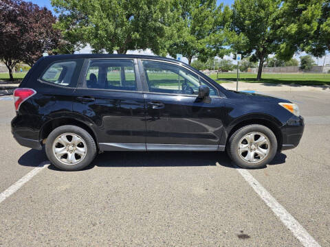 2015 Subaru Forester 2.5i