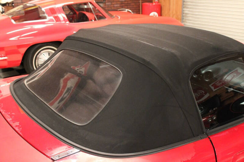 2003 Mazda MX-5 Miata