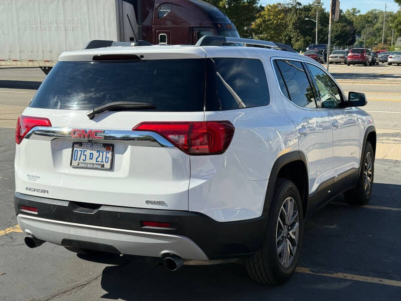 2019 GMC Acadia SLE-2
