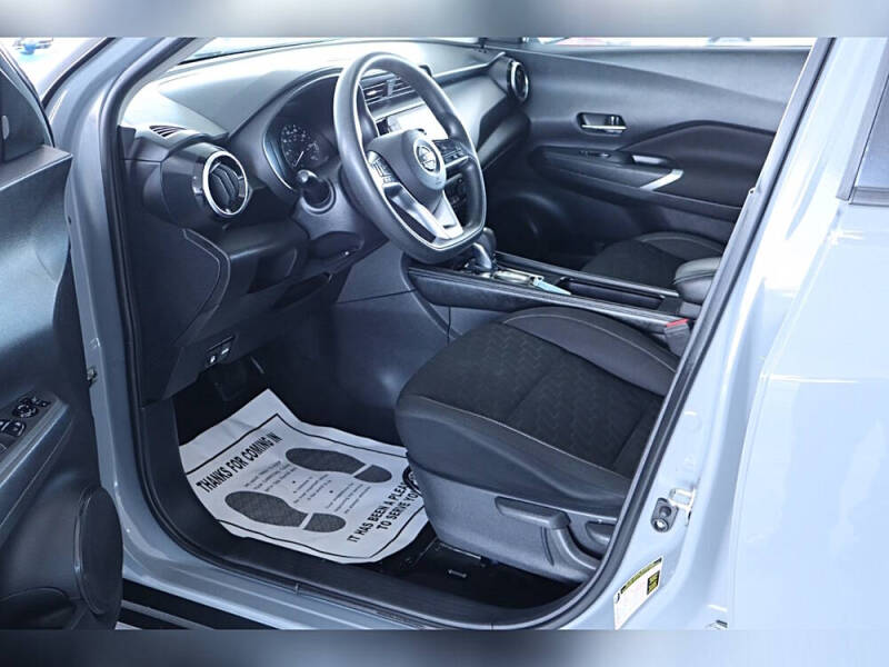 2021 Nissan Kicks SV