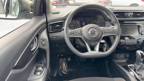 2022 Nissan Rogue Sport S